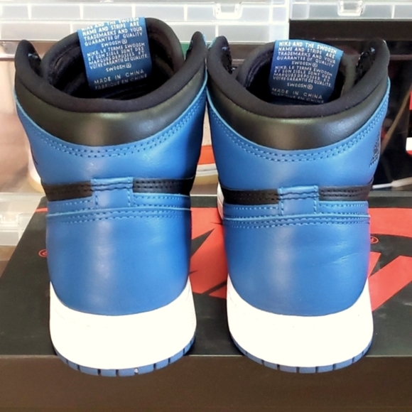 Nike Air Jordan 1 - Picture 4 of 6
